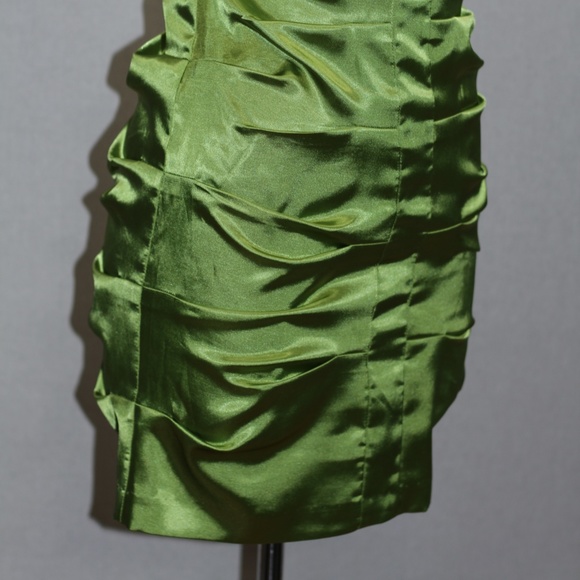 Speechless Green Halter Dress - Picture 10 of 13